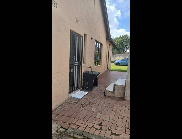 3 BEDROOM HOUSE FOR SALE IN NORKEM PARK